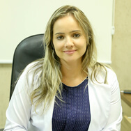 Dra. Lara Roberta Marques Teixeira